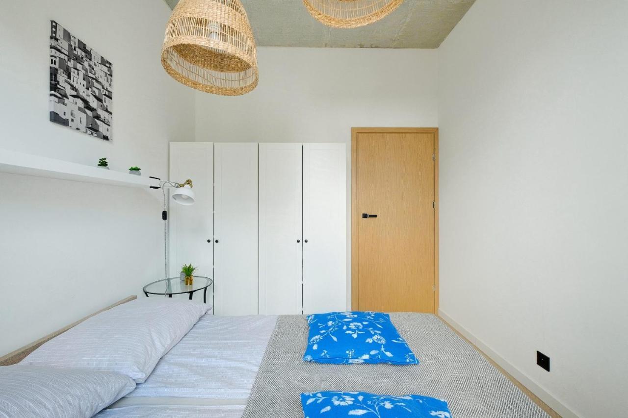 ורשה Apartamenty Patriotow 303 מראה חיצוני תמונה